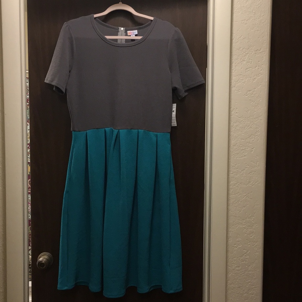 NWT LuLaRoe Amelia dress - XL